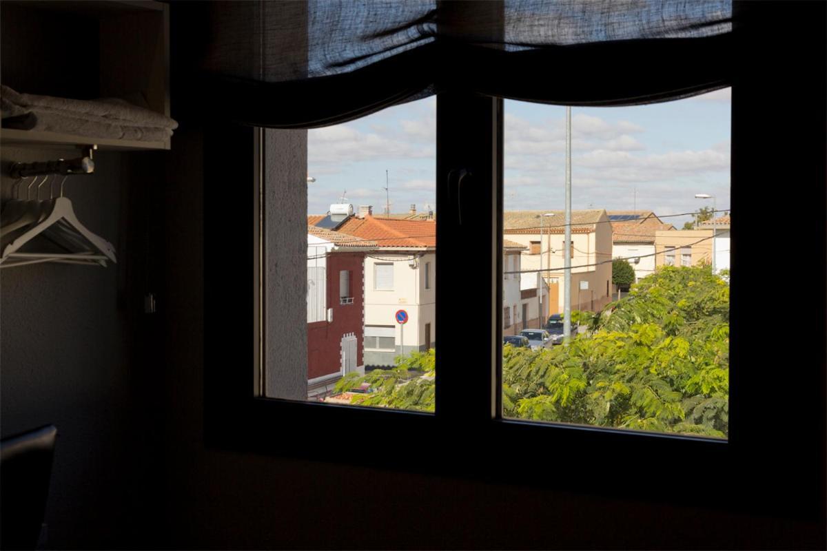 Hostal Plaza Bunuel Exteriér fotografie