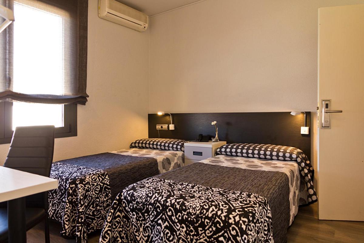 Hostal Plaza Bunuel Exteriér fotografie